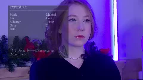 Snapshot of hannahmonttana chatting on December 17, 2025, 3:34 am Pearl online show from December 17, 2025, 3:34 am