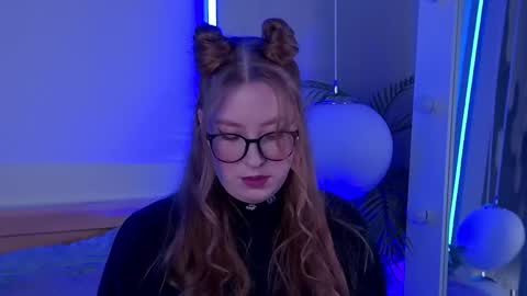 Snapshot of hannahmonttana chatting on February 3, 2026, 3:59 am Pearl online show from February 3, 2026, 3:59 am