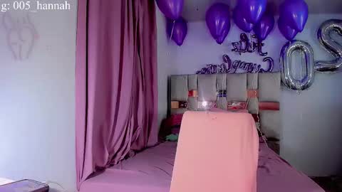 hannahsmit_ online show from October 26, 2025, 4:40 am