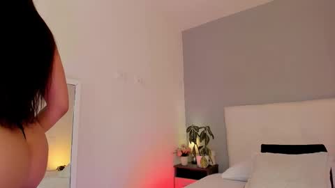 hannamartinnez online show from October 10, 2025, 4:39 pm