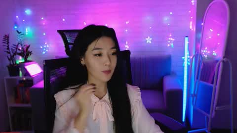 hannarosie online show from December 5, 2025, 7:10 pm