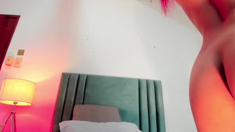 Hanna Warrior online show from December 22, 2024, 3:11 am