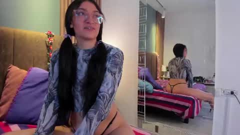 Snapshot of hannawen_ chatting on July 10, 2026, 4:17 am hannawen_ online show from July 10, 2026, 4:17 am