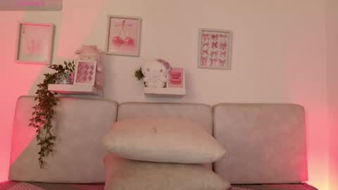 Snapshot of hanni_dulce chatting on May 8, 2026, 12:54 pm Yumii online show from May 8, 2026, 12:54 pm
