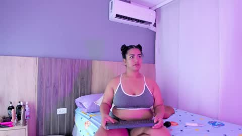 Hanna online show from September 23, 2025, 3:20 am