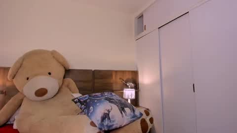 Snapshot of hanny_13 chatting on February 26, 2025, 9:58 pm taylor live online show from February 26, 2025, 9:58 pm