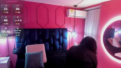 Snapshot of hanny_bliss chatting on June 3, 2026, 11:13 am Hanny online show from June 3, 2026, 11:13 am