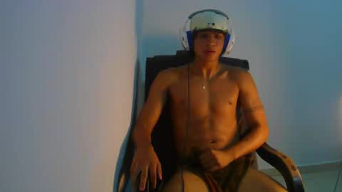 Snapshot of hansel_take chatting on May 16, 2026, 7:12 pm hansel_take online show from May 16, 2026, 7:12 pm