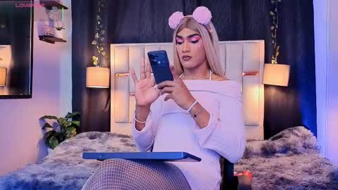 Hanzking01 online show from September 16, 2025, 3:40 am