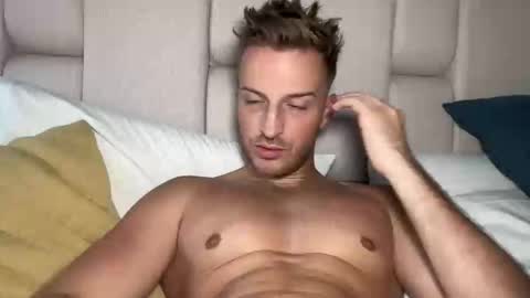 Snapshot of hanzlagerfelt chatting on November 3, 2025, 10:32 pm hanzlagerfelt online show from November 3, 2025, 10:32 pm