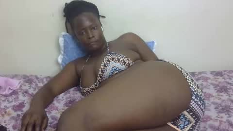 Snapshot of happy_darling chatting on October 18, 2025, 7:31 am happy online show from October 18, 2025, 7:31 am