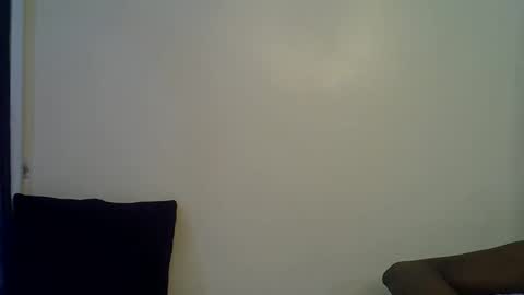 happy_kienyeji online show from November 22, 2025, 8:52 pm