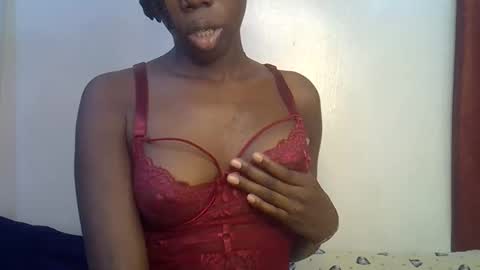 happy_kienyeji online show from November 24, 2025, 9:20 am