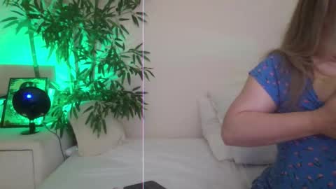 HappyAlice online show from October 17, 2025, 5:54 am