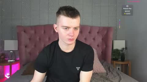 happydeimos online show from November 11, 2025, 10:43 pm