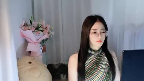 Snapshot of happyflower802318 chatting on April 23, 2026, 3:03 pm Daisy online show from April 23, 2026, 3:03 pm