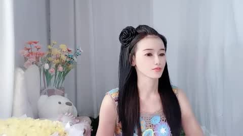 Snapshot of happyflower802318 chatting on June 7, 2026, 1:10 am Daisy online show from June 7, 2026, 1:10 am
