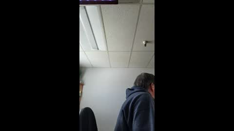 Snapshot of happyguy724 chatting on April 2, 2026, 5:54 pm happyguy724 online show from April 2, 2026, 5:54 pm
