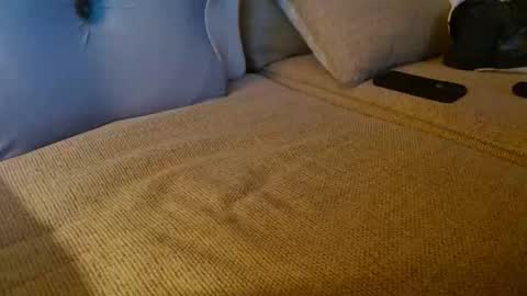 Jhonassmann12 online show from March 5, 2026, 10:33 am