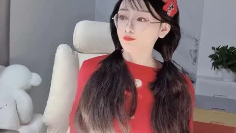 Snapshot of happysweetie168 chatting on February 20, 2025, 7:12 am Daisy online show from February 20, 2025, 7:12 am