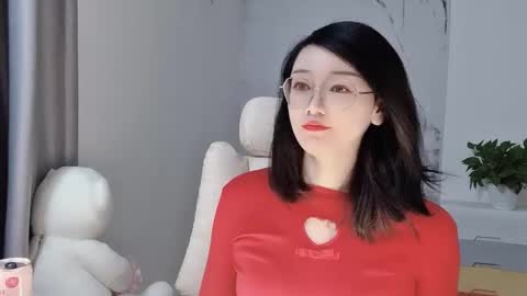 Snapshot of happysweetie168 chatting on March 6, 2025, 4:08 am Daisy online show from March 6, 2025, 4:08 am