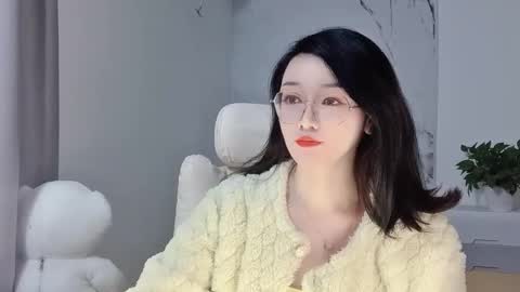 Snapshot of happysweetie168 chatting on March 9, 2025, 4:49 am Daisy online show from March 9, 2025, 4:49 am