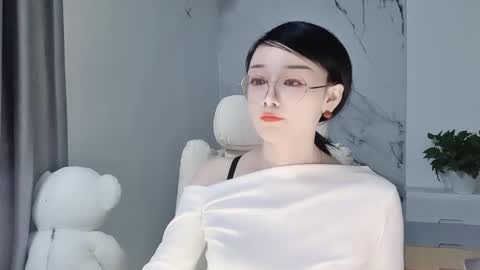 Snapshot of happysweetie168 chatting on March 11, 2025, 5:05 am Daisy online show from March 11, 2025, 5:05 am