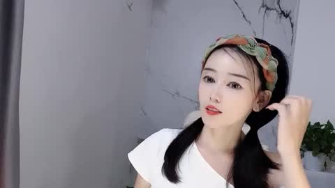 Snapshot of happysweetie168 chatting on September 8, 2025, 2:16 pm Daisy online show from September 8, 2025, 2:16 pm