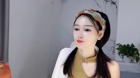 Snapshot of happysweetie168 chatting on September 9, 2025, 4:17 pm Daisy online show from September 9, 2025, 4:17 pm