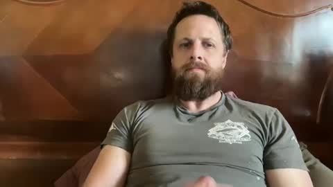 Snapshot of hard_t00l_84 chatting on February 27, 2025, 8:31 pm hard_t00l_84 online show from February 27, 2025, 8:31 pm