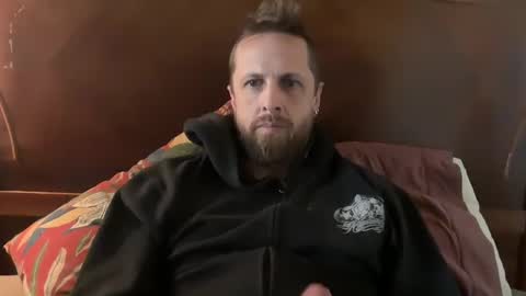 Snapshot of hard_t00l_84 chatting on October 1, 2025, 4:57 pm hard_t00l_84 online show from October 1, 2025, 4:57 pm