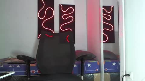 hardboy_latin online show from January 29, 2025, 3:54 am