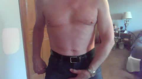 hardchicagoforzya online show from November 13, 2025, 8:19 pm