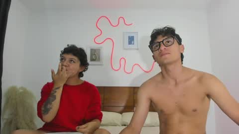 kade and demi independent models online show from April 21, 2026, 5:14 am