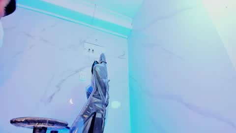 PETTER online show from April 18, 2026, 7:07 pm