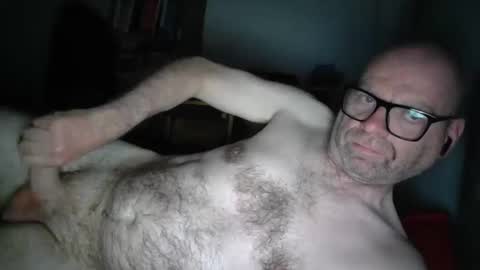 Snapshot of hardforhours_ chatting on May 22, 2026, 11:43 pm hardforhours_ online show from May 22, 2026, 11:43 pm