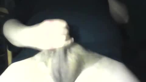 hardfrenchdick17 online show from April 24, 2026, 2:03 am