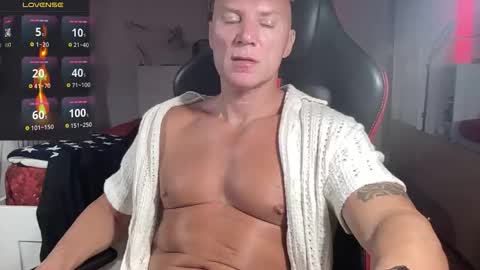 Snapshot of hardmattsteel chatting on September 18, 2025, 1:02 pm MATTSTEEL - ITALIAN STALLION online show from September 18, 2025, 1:02 pm
