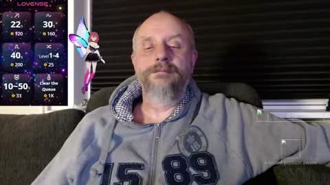 MrLazy online show from October 13, 2025, 6:08 pm