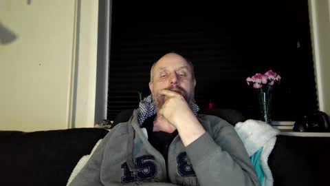 Snapshot of hardmrlazy chatting on March 4, 2026, 6:58 pm MrLazy online show from March 4, 2026, 6:58 pm