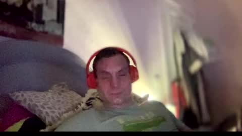 Snapshot of hardnstyle chatting on January 5, 2025, 4:58 am HARD AND STYLE online show from January 5, 2025, 4:58 am