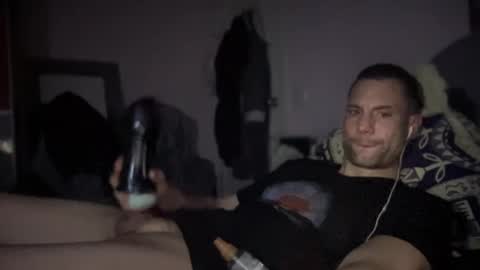 Snapshot of hardnstyle chatting on February 14, 2025, 4:58 am HARD AND STYLE online show from February 14, 2025, 4:58 am