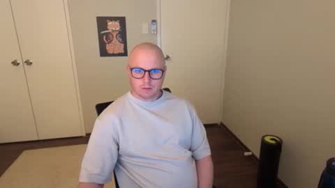 Stand Lee online show from October 22, 2025, 9:03 pm