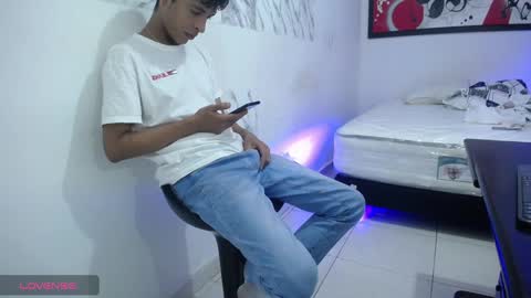 Andres Dean online show from December 29, 2024, 1:45 am