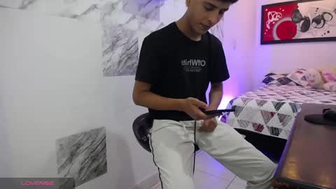 Andres Dean online show from March 10, 2025, 9:29 pm