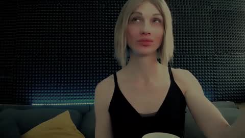 Miss Hardy online show from January 12, 2026, 10:31 am