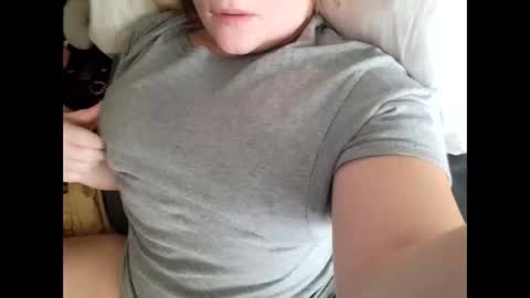 Snapshot of harleen848 chatting on December 21, 2024, 7:06 pm harleen848 online show from December 21, 2024, 7:06 pm