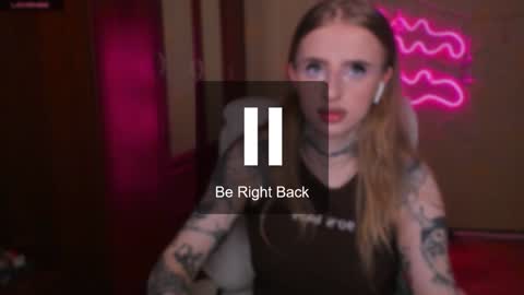 Julia online show from February 6, 2025, 5:14 am