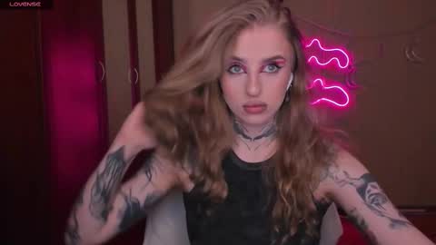 Julia online show from February 9, 2025, 5:40 am