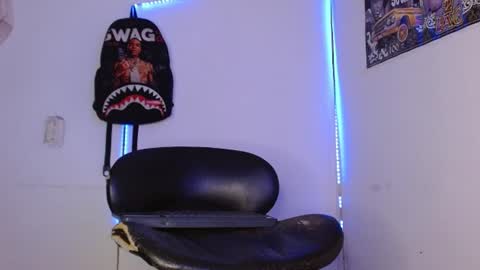 Snapshot of harley_quinnn111 chatting on June 12, 2026, 11:35 pm harley_quinnn111 online show from June 12, 2026, 11:35 pm